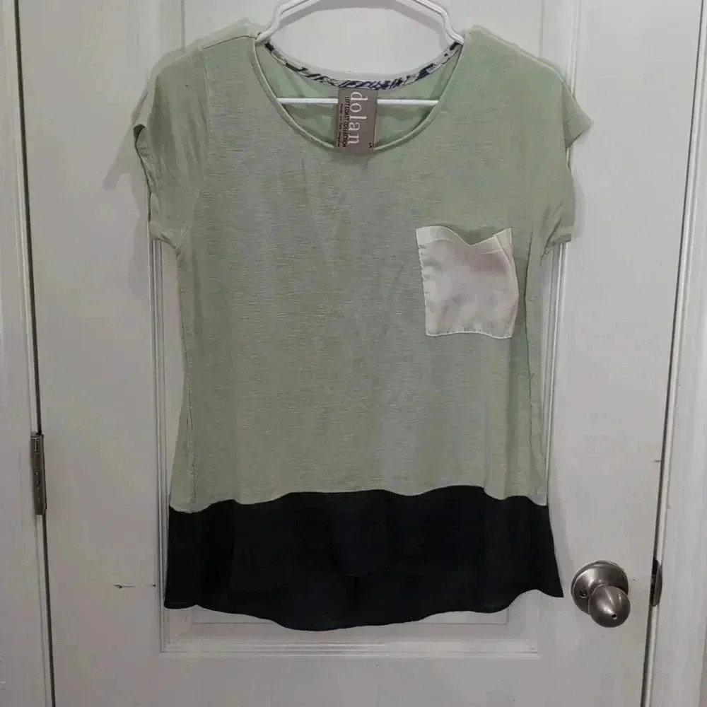 Dolan Green Womens hort Sleeve Blouse